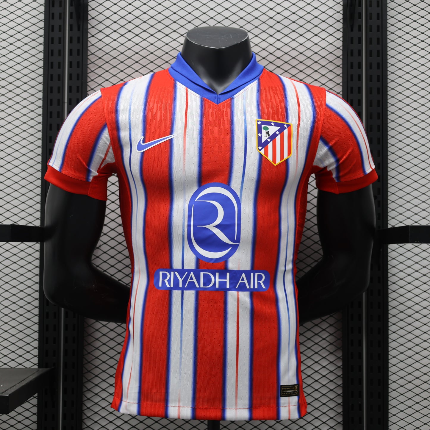 24-25 Atletico Madrid Home Player Jersey